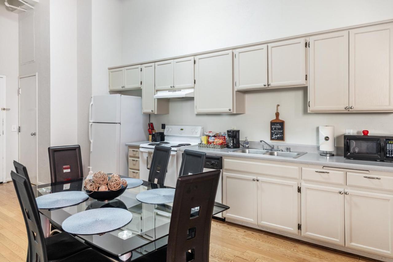 Gaslamp 2Bdrm - W Parking & 4 Beds #204 Hotel San Diego Kültér fotó